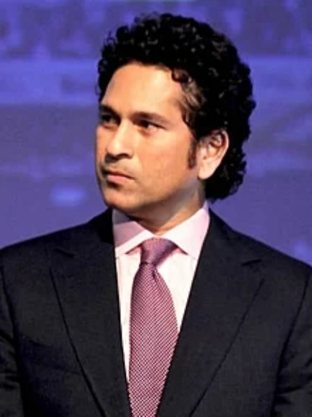 Read more about the article 10 Career Facts About Sachin Tendulkar